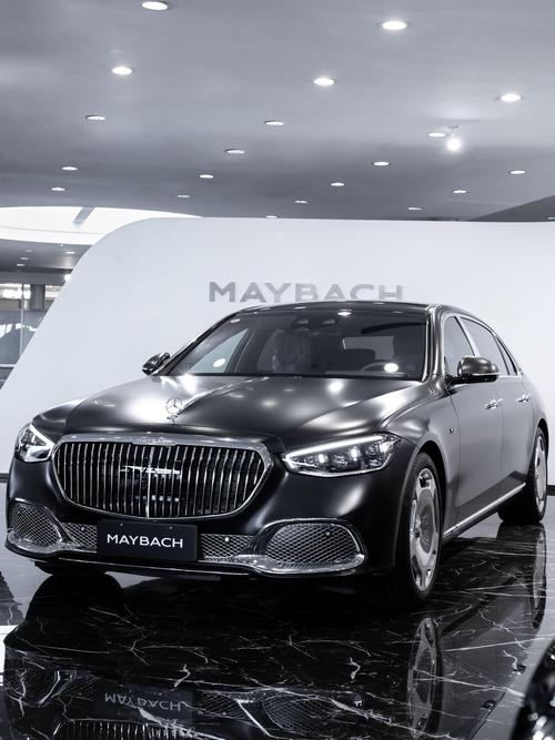 佛山49岚图汽车的售后服务让用户无忧出行，迈巴赫未来的豪华车趋势